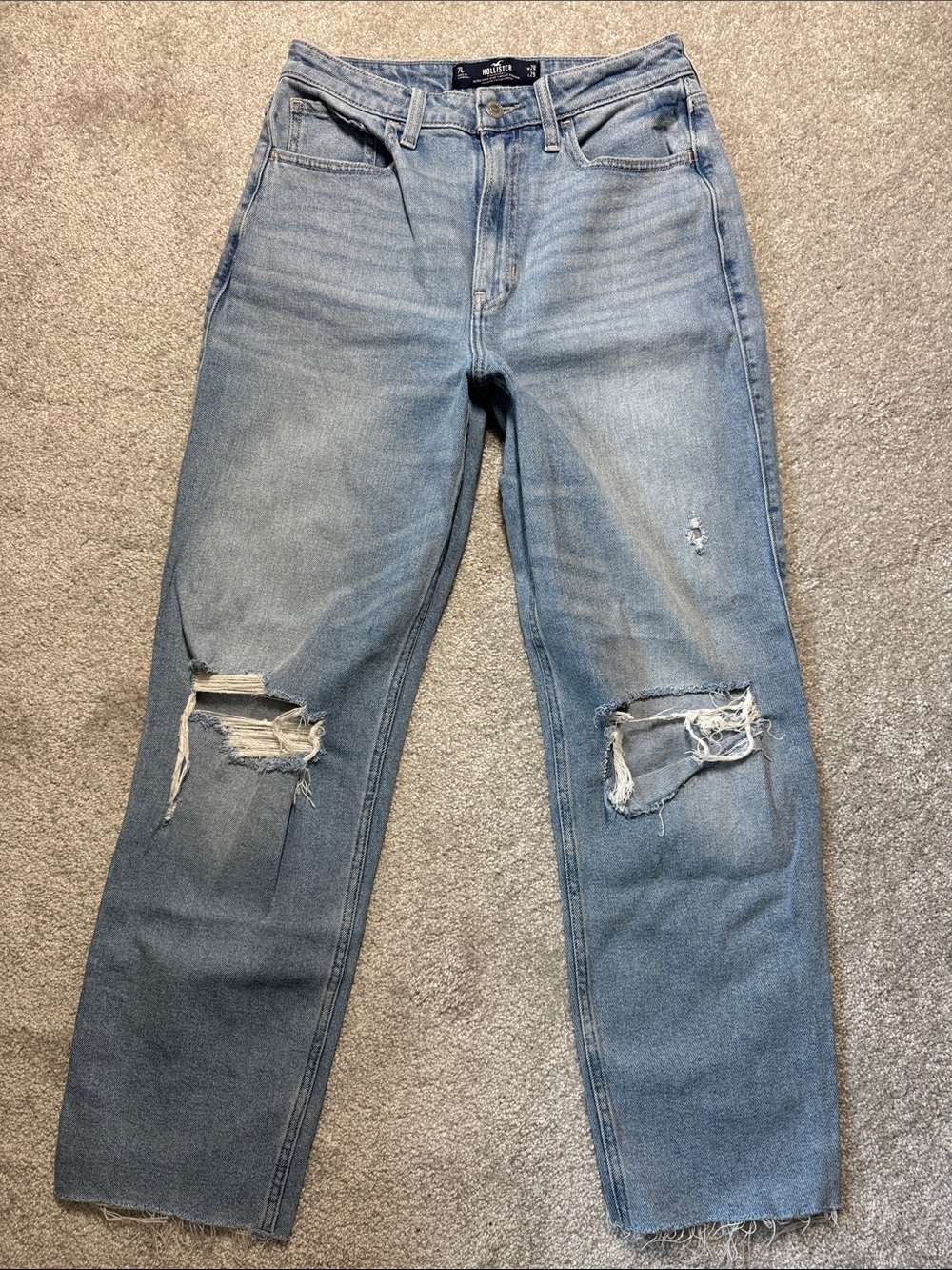 HOLLISTER ULTRA HI RISE VINTAGE STRAIGHT DENIM JEANS SIZE 7 L FRAYED HEM RIPPED